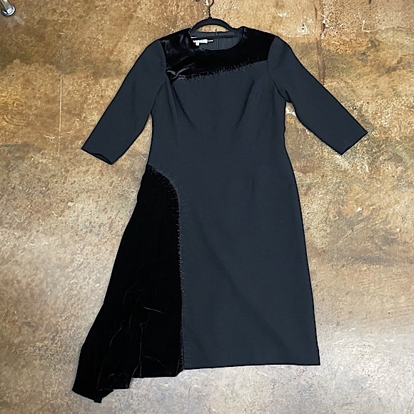 Teri Jon Velvet Dress NWT - Picture 1 of 4